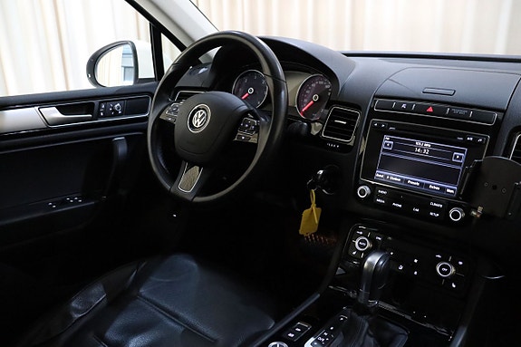 Volkswagen Touareg 19 of 26