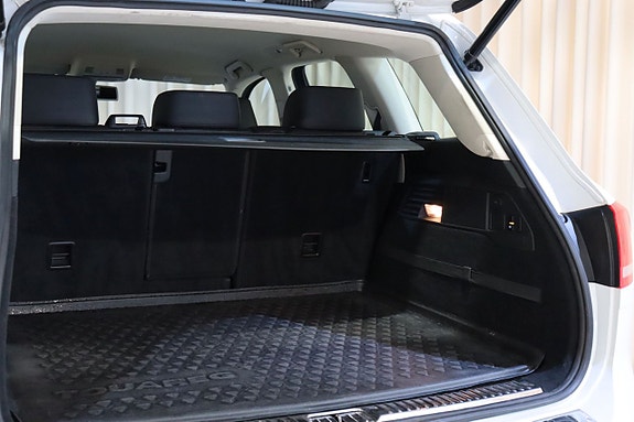 Volkswagen Touareg 9 of 26