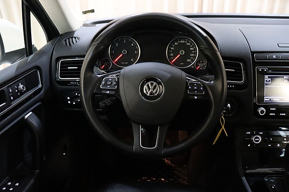 Volkswagen Touareg 16 of 26