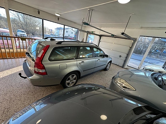 Volvo V50 6 of 8