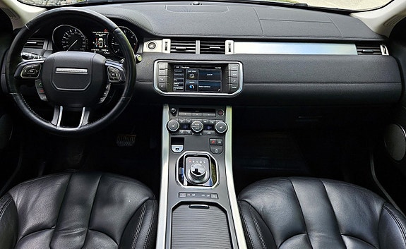 Land Rover Range Rover Evoque 11 of 23