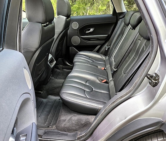 Land Rover Range Rover Evoque 10 of 23