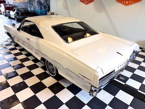 Pontiac Catalina 16 of 30