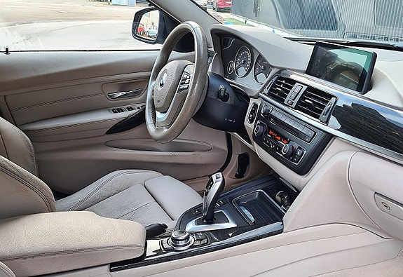 BMW 330d 5 of 5