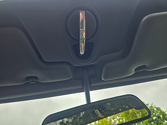 BMW 735i 28 of 30