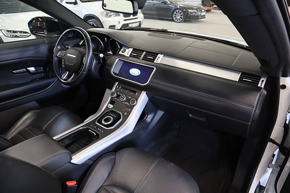 Land Rover Range Rover Evoque 8 of 26