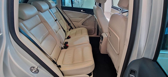 Volkswagen Tiguan 7 of 18