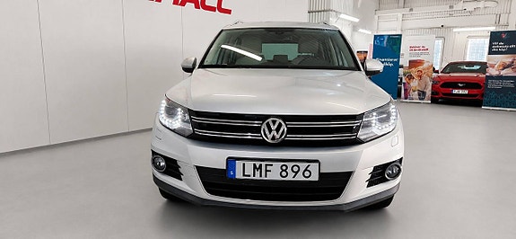 Volkswagen Tiguan 2 of 18
