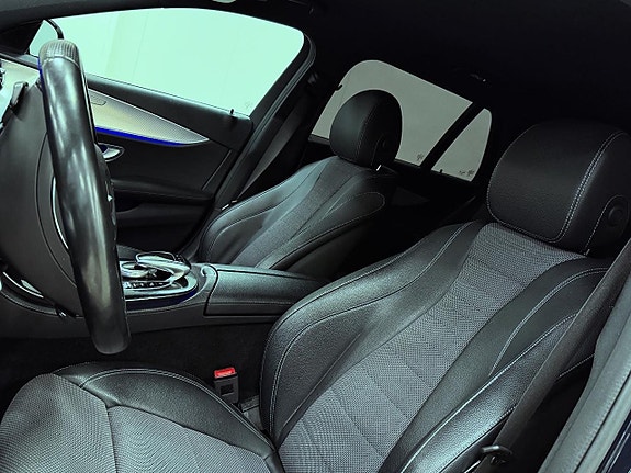 Mercedes-Benz E220 d 18 of 19