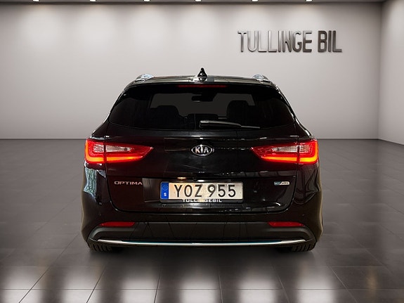 Kia Optima 4 of 5