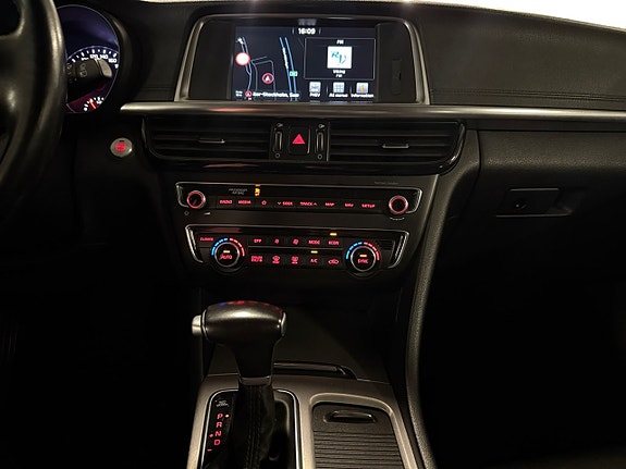 Kia Optima 16 of 25