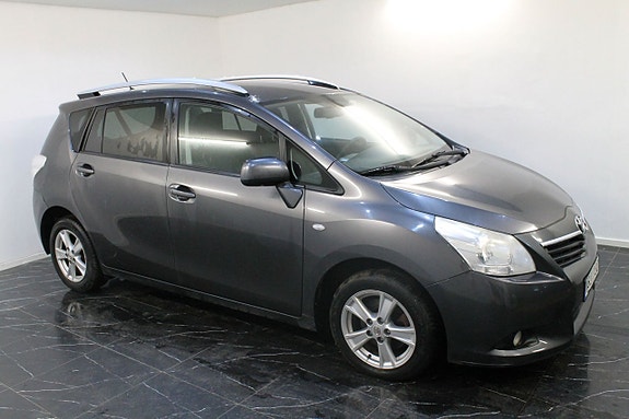 Toyota Verso 10 of 10