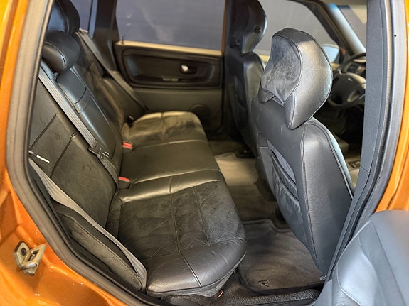Volvo V70 16 of 24