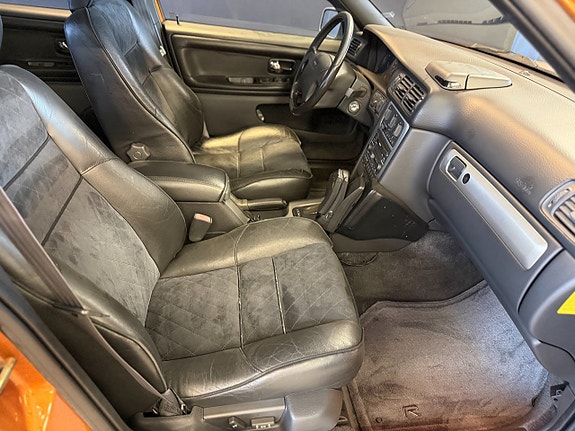 Volvo V70 17 of 24