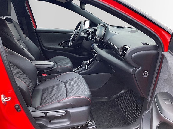 Toyota Yaris 6 of 10