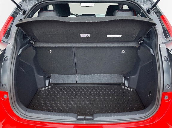 Toyota Yaris 10 of 10