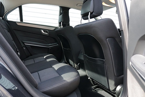 Mercedes-Benz E250 13 of 16
