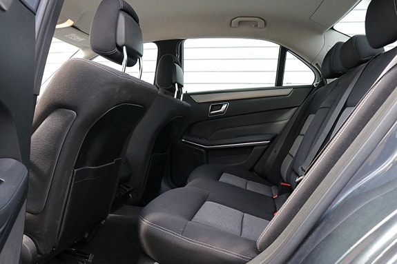 Mercedes-Benz E250 14 of 16