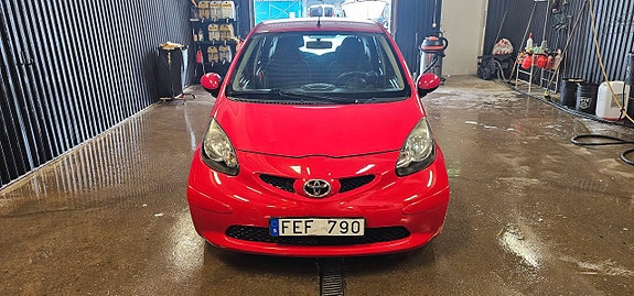 Toyota Aygo 4 of 11