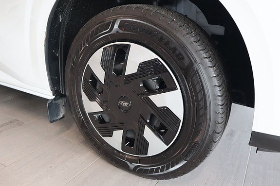 Ford Transit 7 of 16