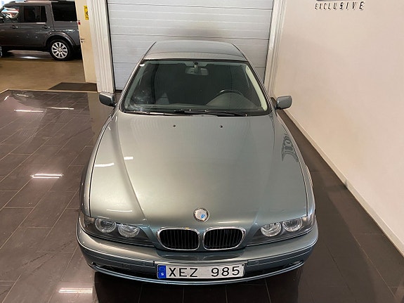 BMW 530i 7 of 11