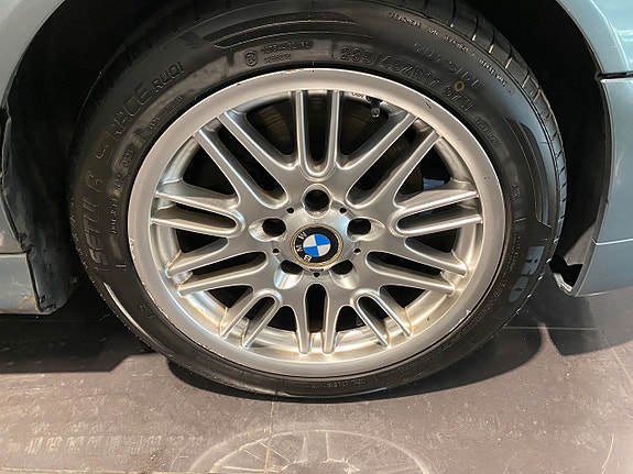 BMW 530i 11 of 11