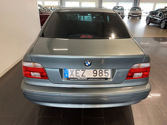 BMW 530i 5 of 5