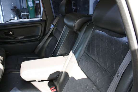 Volvo V70 14 of 17
