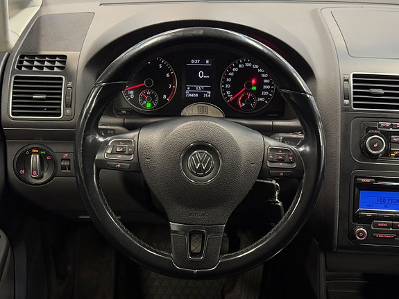 Volkswagen Touran 15 of 23