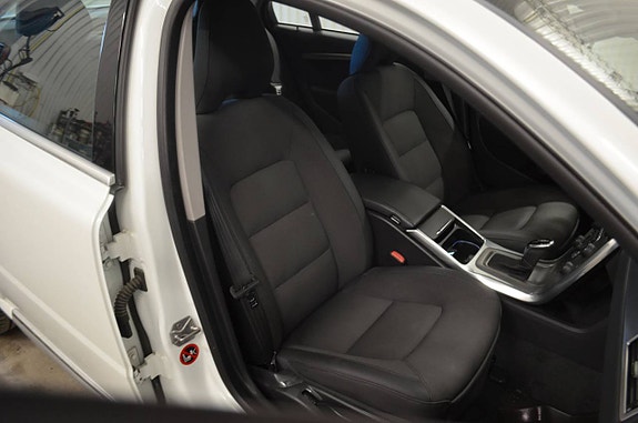 Volvo S80 8 of 18