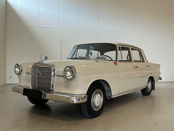 Mercedes-Benz 190 C 6 of 26