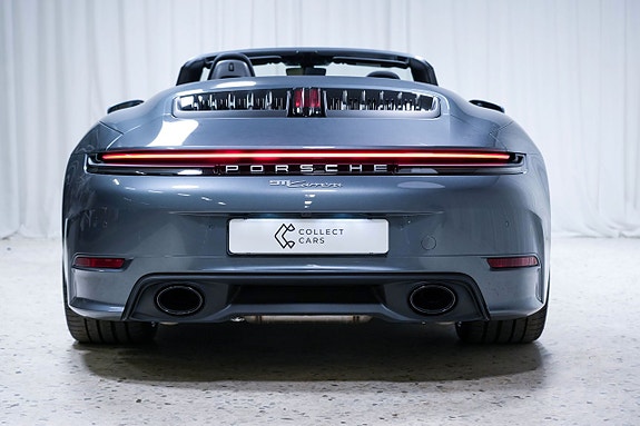 Porsche 911 Carrera 6 of 16