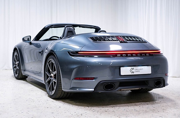 Porsche 911 Carrera 5 of 5