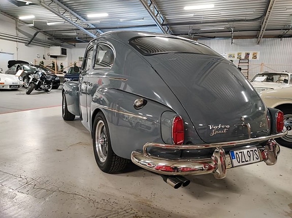 Volvo PV 6 of 28