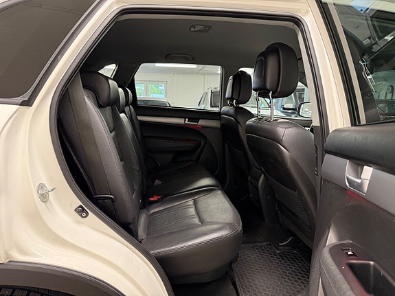 Kia Sorento 19 of 27