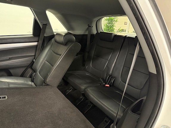 Kia Sorento 13 of 27