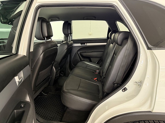 Kia Sorento 11 of 27