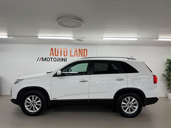 Kia Sorento 4 of 27