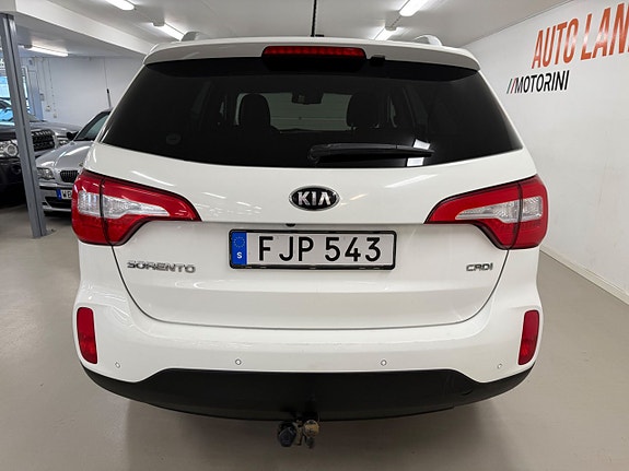 Kia Sorento 14 of 27