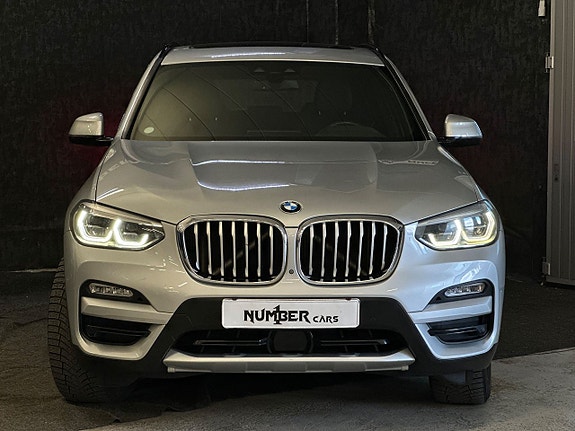 BMW X3 2 of 5