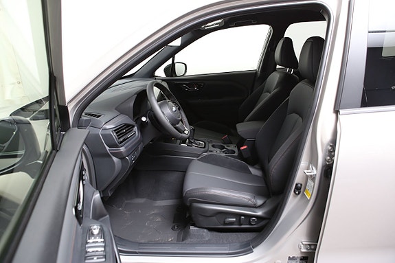 Subaru Forester 5 of 5