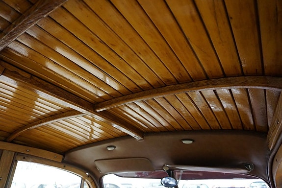 Ford Super Deluxe 25 of 27