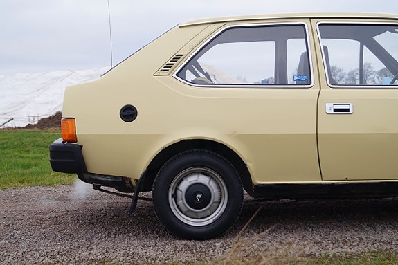 Volvo 340 12 of 27
