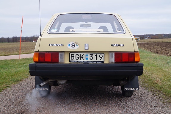 Volvo 340 6 of 27