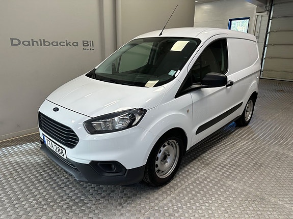 Ford Transit Courier 2 of 5