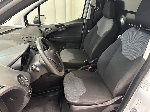 Ford Transit Courier 6 of 7