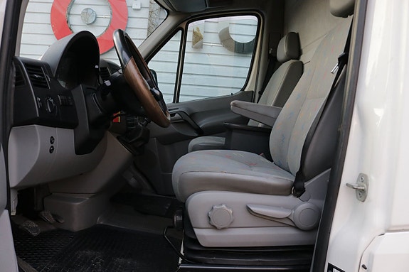 Volkswagen Crafter 35 8 of 15