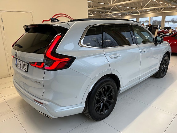 Honda CR-V 2 of 4