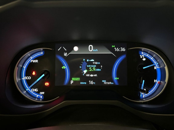 Toyota RAV4 17 of 24