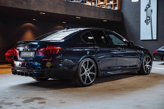 BMW M5 5 of 19